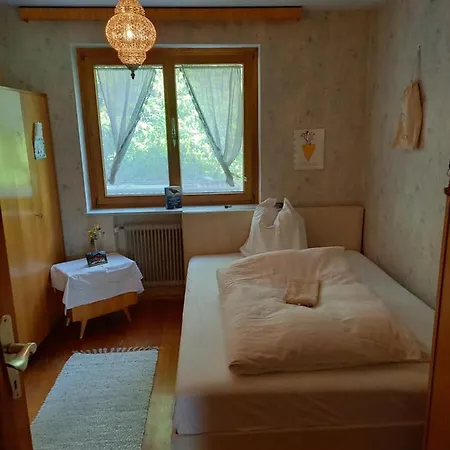 Wälder Haus- Yoga, Ayurveda, Kräuter *